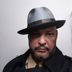 Meet your Posher, Leroy